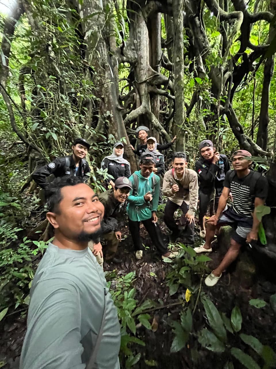 Monitoring Flora Endemik